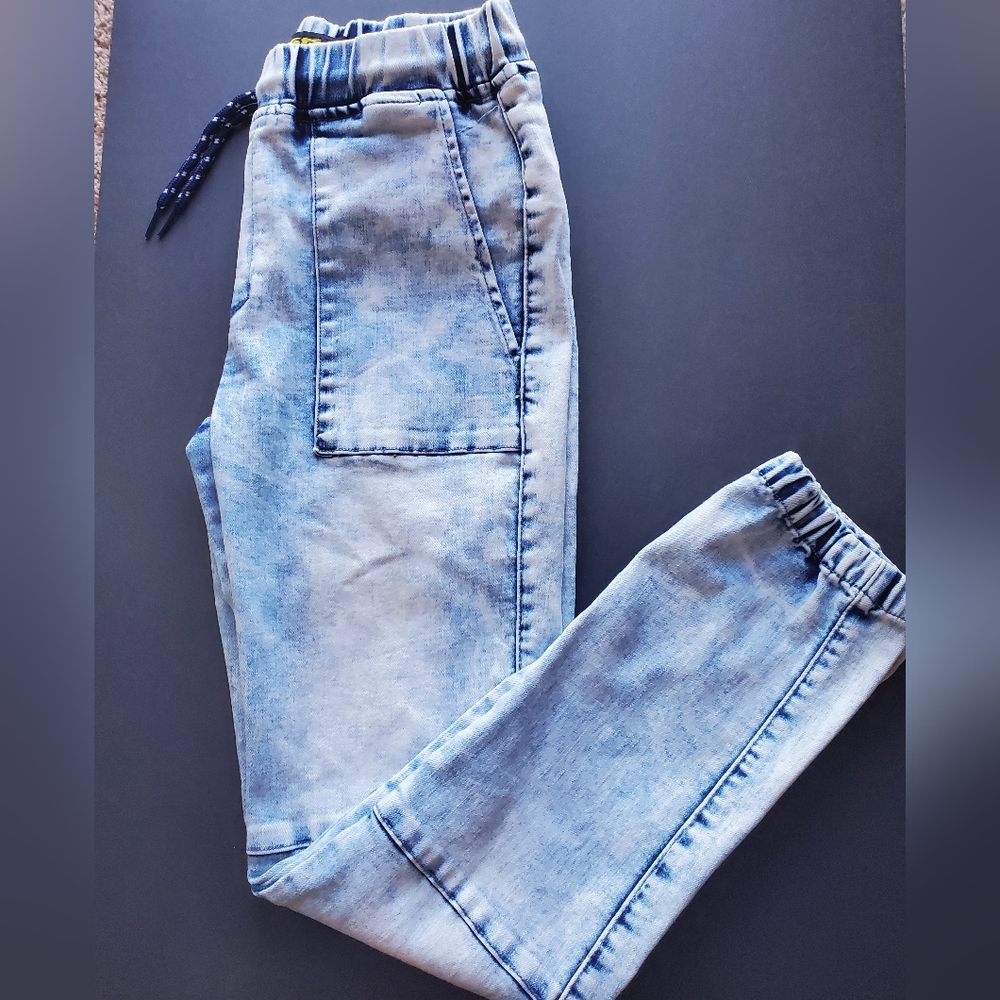 Bleached jeans👖